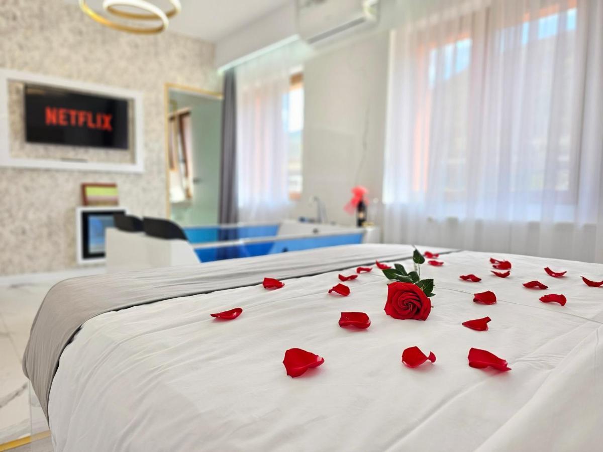 Bed and Breakfast Colt De Rai Resita Exterior foto