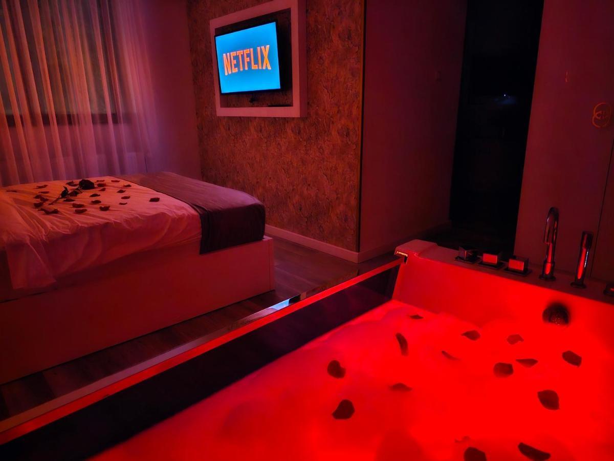 Bed and Breakfast Colt De Rai Resita Exterior foto