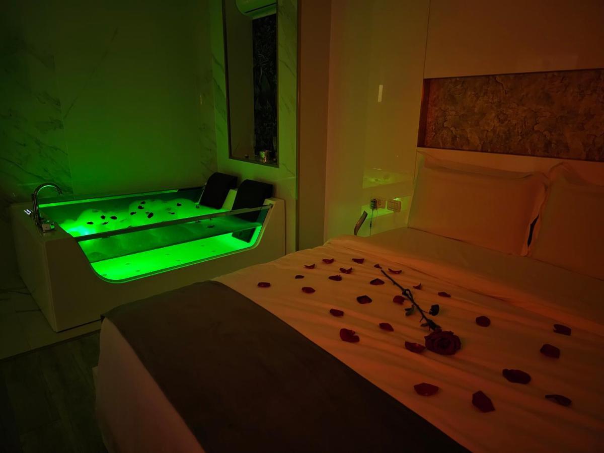 Bed and Breakfast Colt De Rai Resita Exterior foto