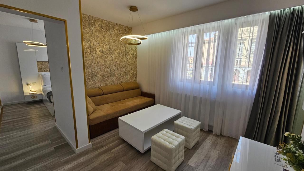 Bed and Breakfast Colt De Rai Resita Exterior foto