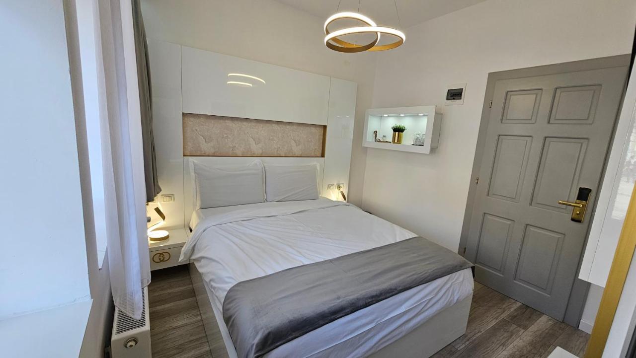 Bed and Breakfast Colt De Rai Resita Exterior foto