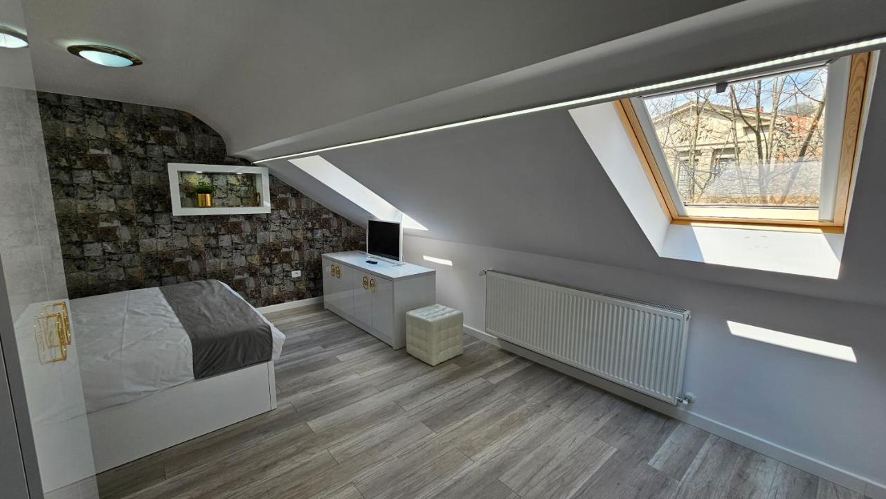 Bed and Breakfast Colt De Rai Resita Exterior foto