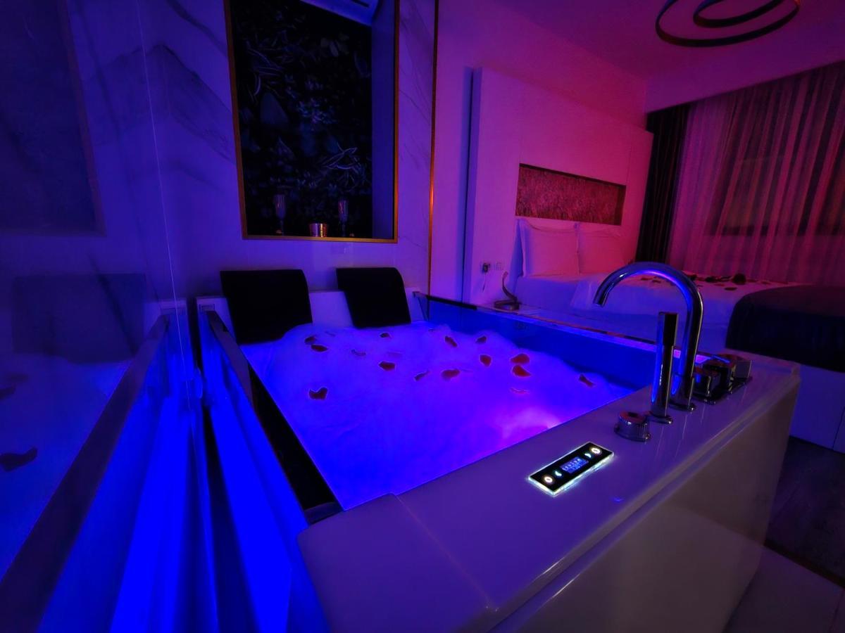 Bed and Breakfast Colt De Rai Resita Exterior foto